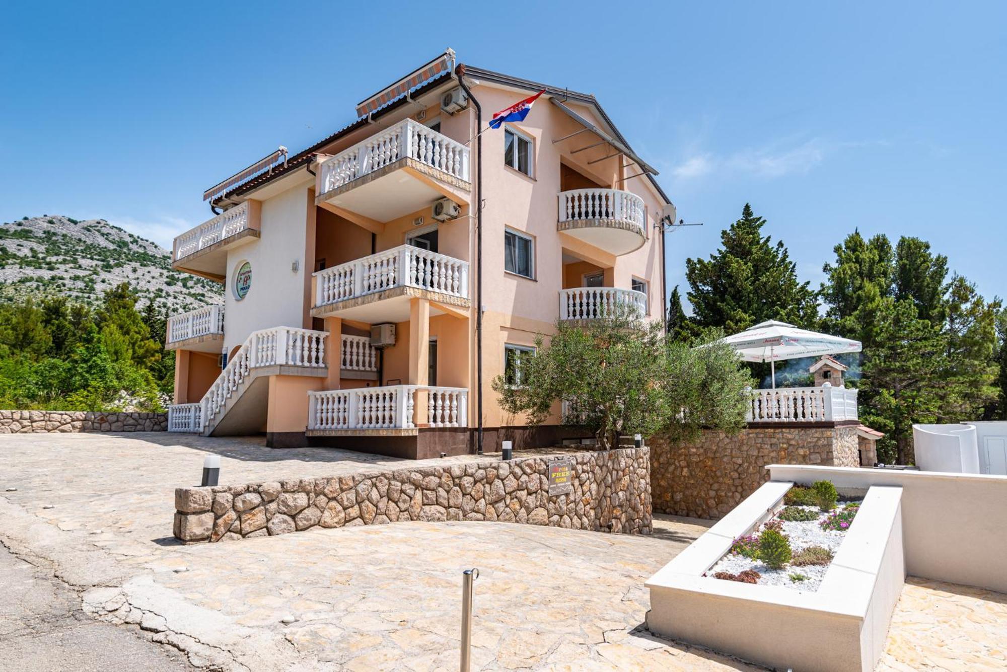 Apartments Prkacin 2 斯塔利格拉德-帕克利尼卡 外观 照片