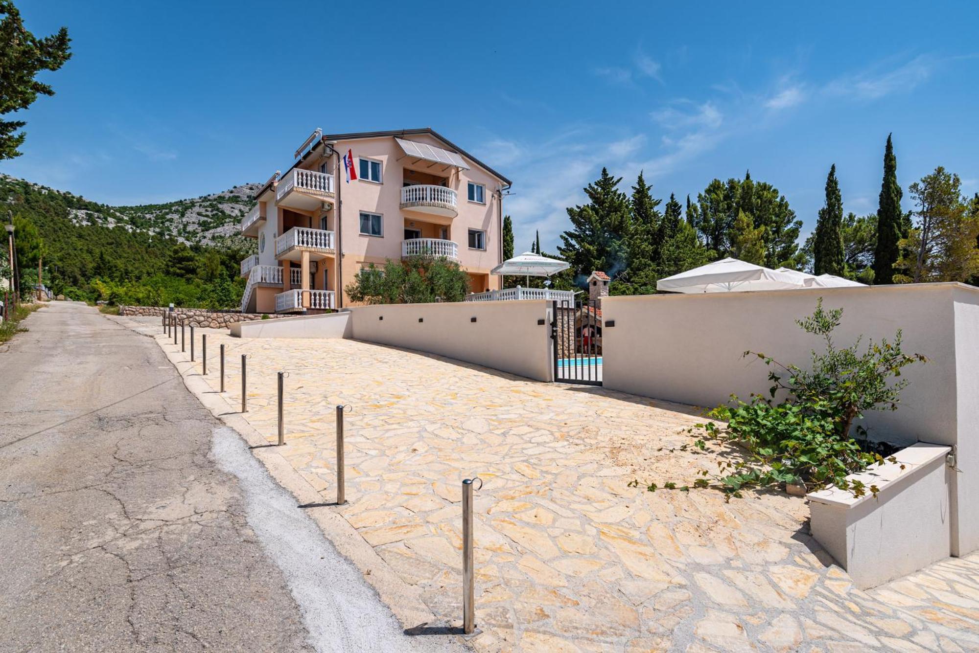 Apartments Prkacin 2 斯塔利格拉德-帕克利尼卡 外观 照片